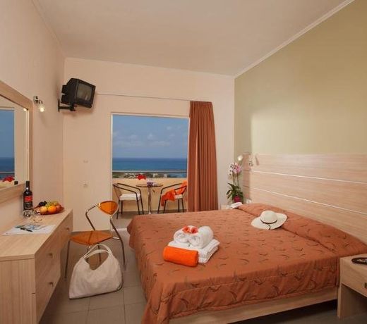 Oasis Hotel