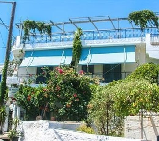 George Apartments