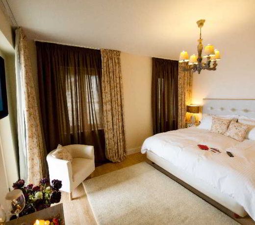 Mir Boutique Hotel