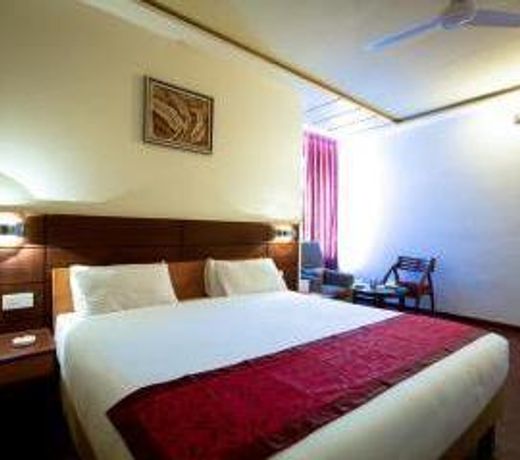 Lariya Resort