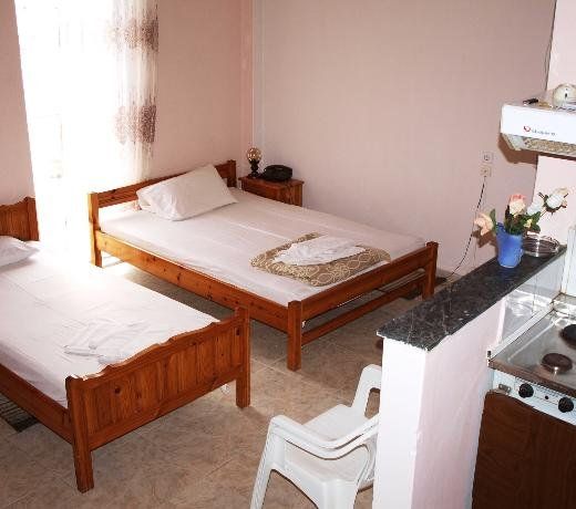Hotel Pyrgos