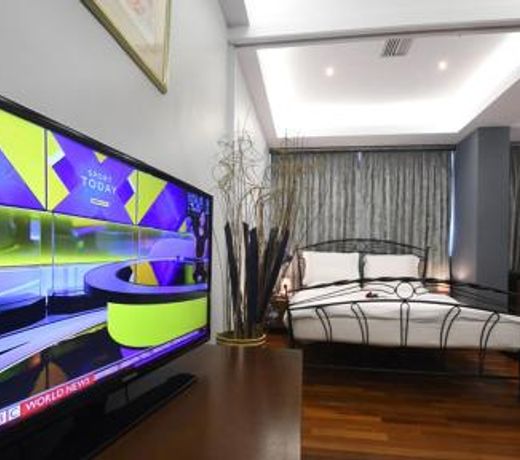 Ephira Hotel