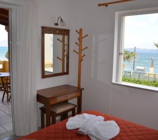 Thalassa Apartments
