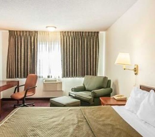 Rodeway Inn & Suites Hwy 217 & 26 W