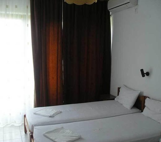 Hotel Irini