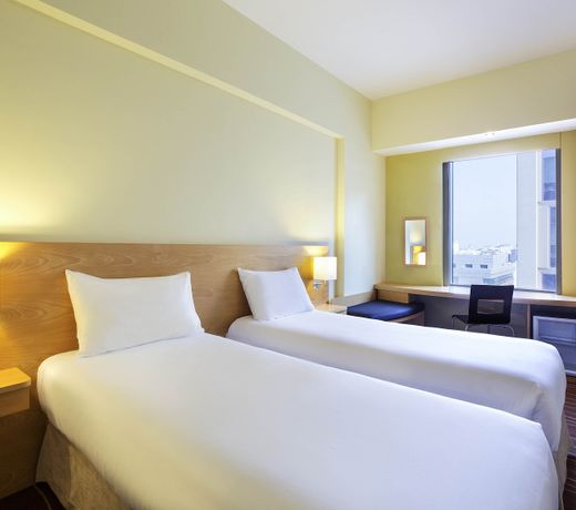 Ibis Al Rigga