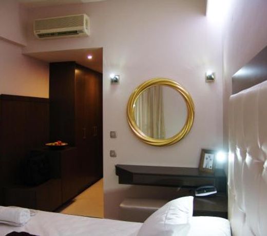 Ellinis Hotel