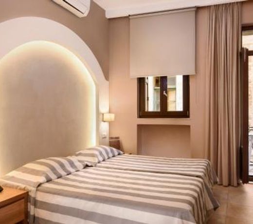 Morfeas Hotel