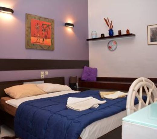 Enetiko Rooms
