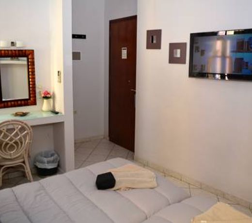 Enetiko Rooms