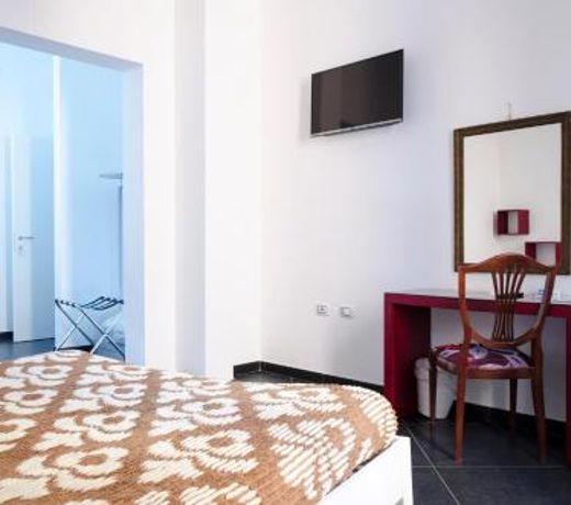 Maria Vittoria Charming Rooms and Apartments