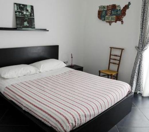Maria Vittoria Charming Rooms and Apartments