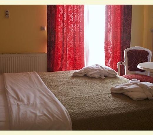 Nymfes Hotel