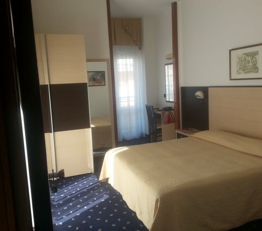 Hotel Tilly