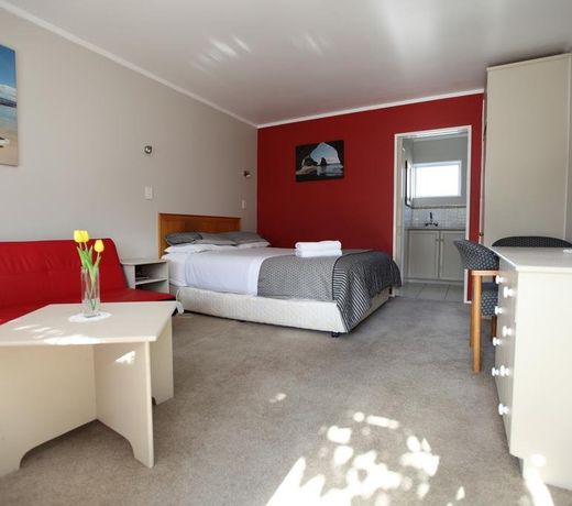 Papakura Homestead Motor Lodge