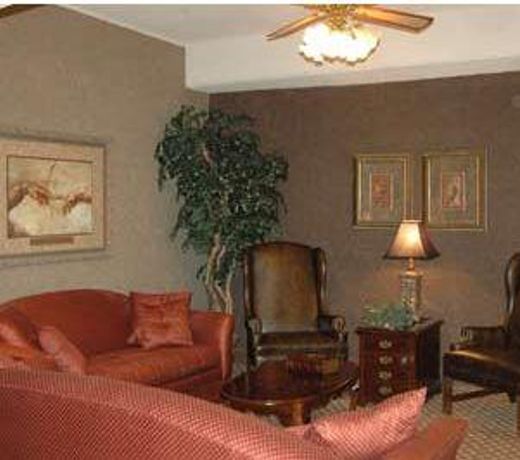 UNIV HOTEL AT  SAM HOUSTON STATE UNIV