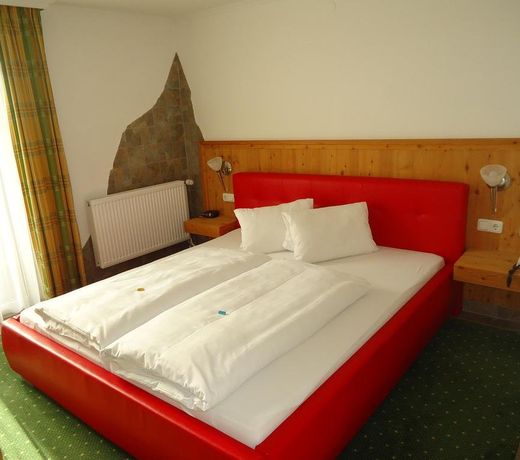 Hotel Dorfgasthof Schlösslstube
