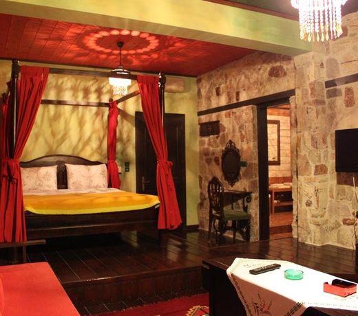 Monastiri Guesthouse
