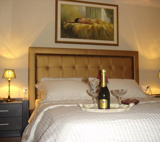 Epavlis Meteora Suites Hotel