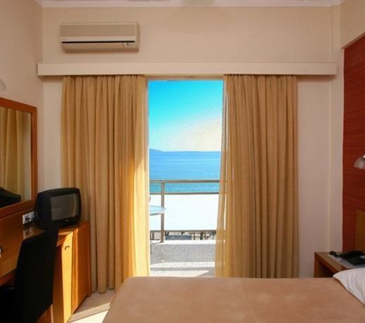Hotel Flisvos