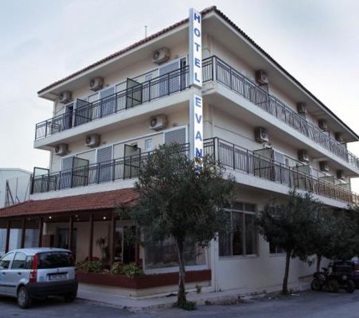 Evans Hotel