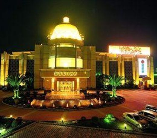 Silverworld Holiday Hotel