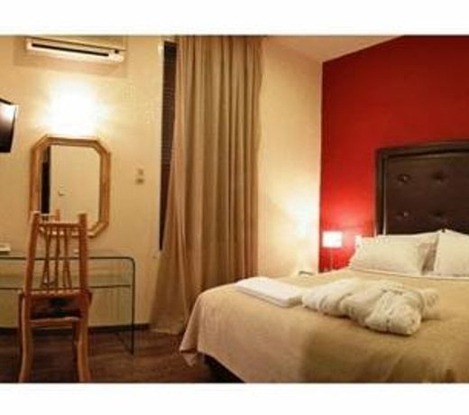 Brettania Hotel