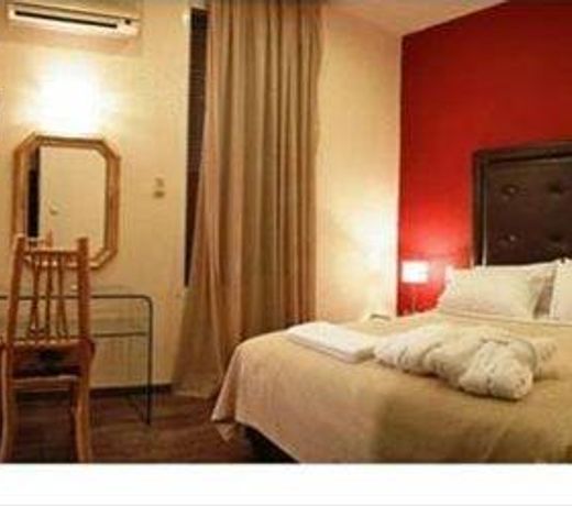 Brettania Hotel