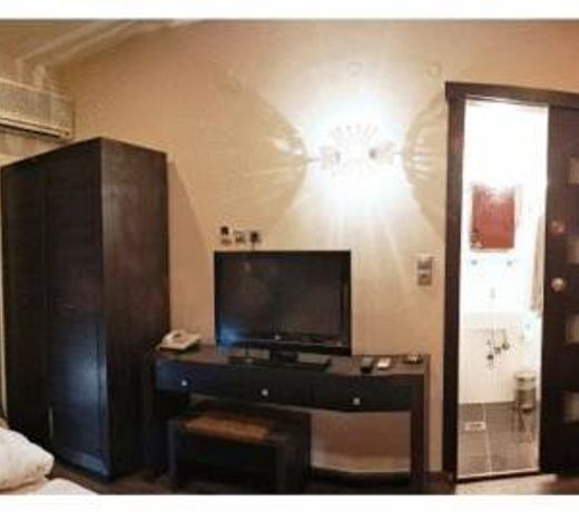 Brettania Hotel