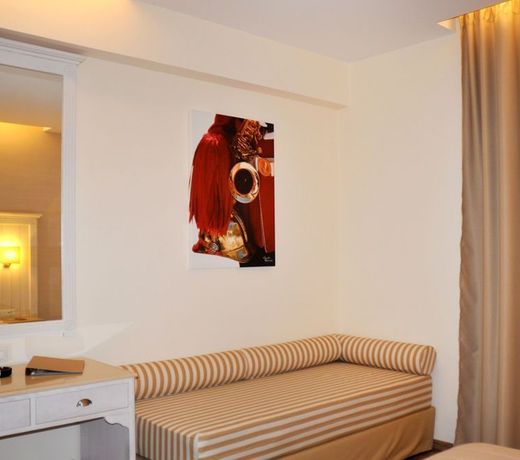 Art Hotel Debono