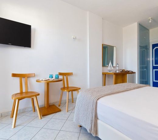 Karras Star Hotel