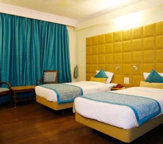 Mapple Abhay Hotel