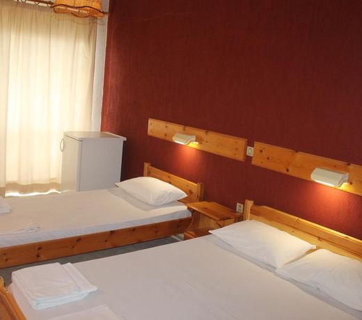 Le Mirage Hotel