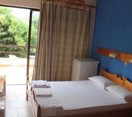 Le Mirage Hotel