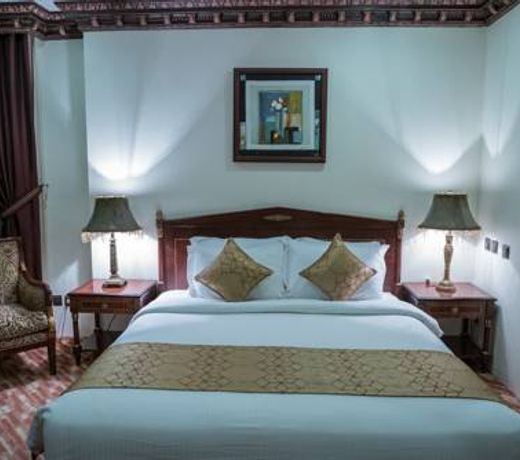 Rooz Park Hotel