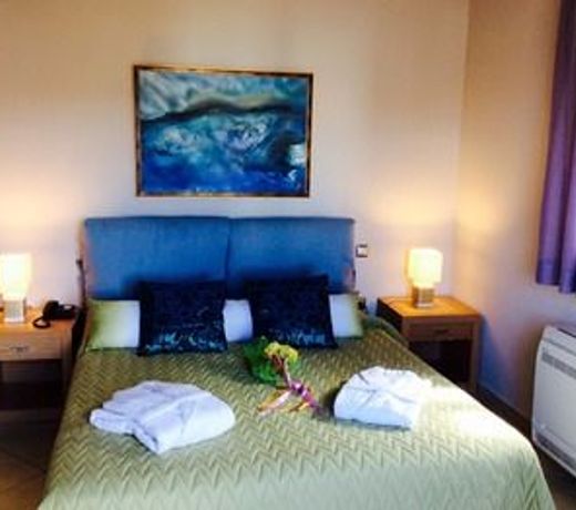 Castri Village Kythira Quality Resort