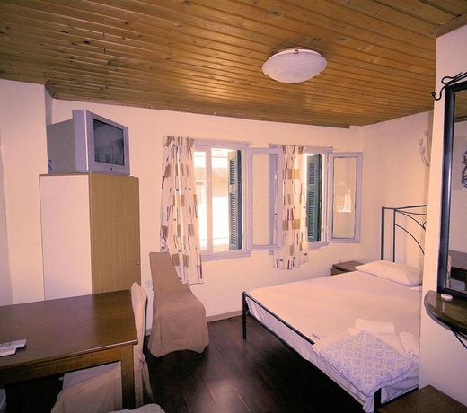 Alyzia Athens Hotel