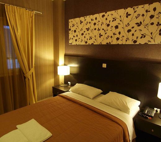 Lidra Hotel