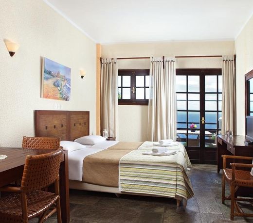 Agnanti Hotel Apartments