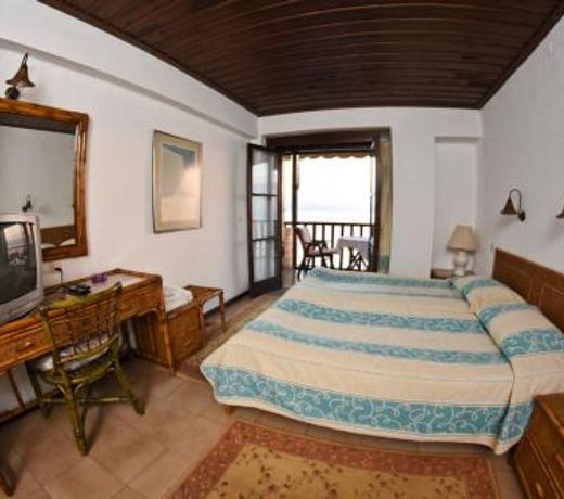 Maistrali Hotel