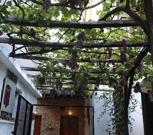 Mirto Apartments