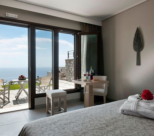Karavia Lux Inn