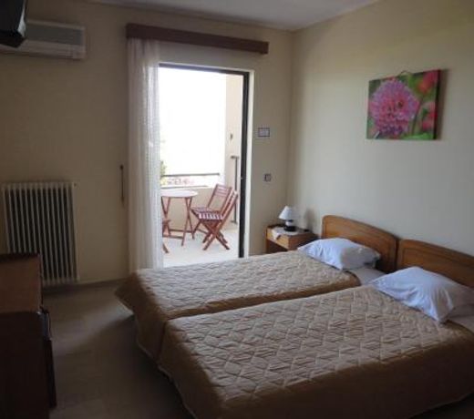 Oceania Hotel