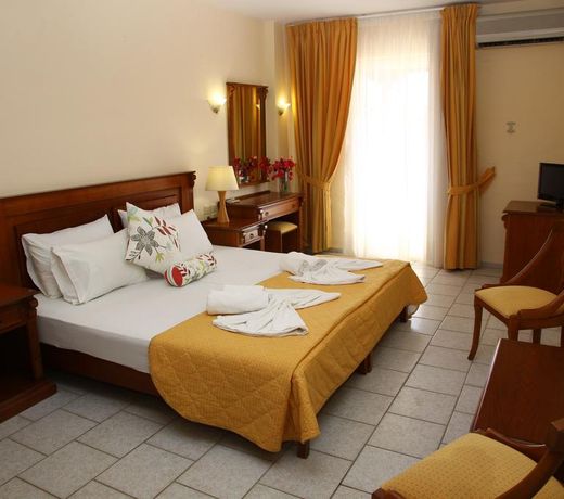 Alexander House Hotel