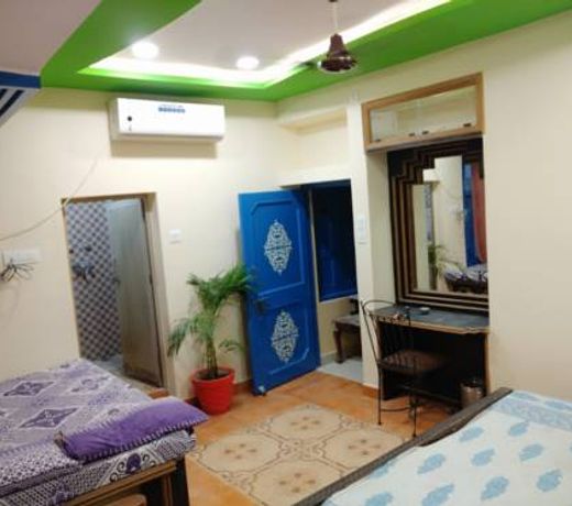 Shivam Guest House
