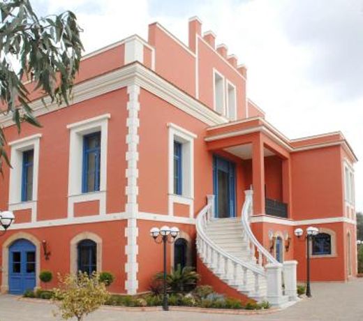 Sourediko Hotel