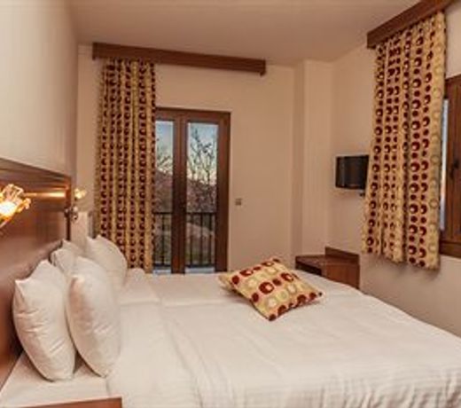 Manthos Mountain Resort & Spa
