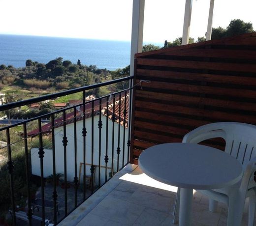 Kolios View