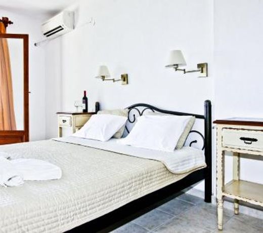 Megali Ammos House