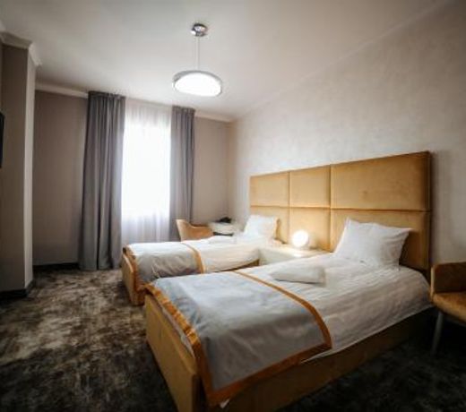 Royal Class Hotel